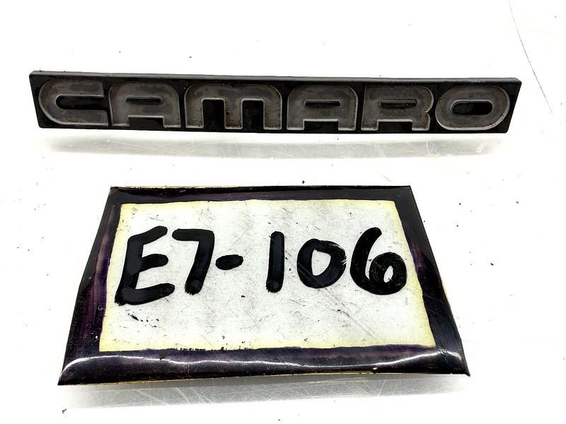 OEM 1982 - 1992 Chevrolet Camaro Dashboard Emblem Passenger Side 14031733 E7-106
