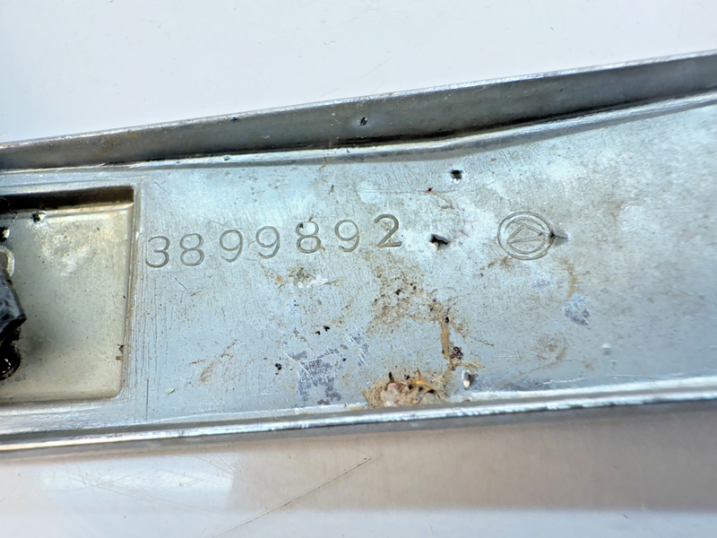 Original 1967 1968 Rally Sport Camaro RS Grill Emblem Badge 3899892 E5-55