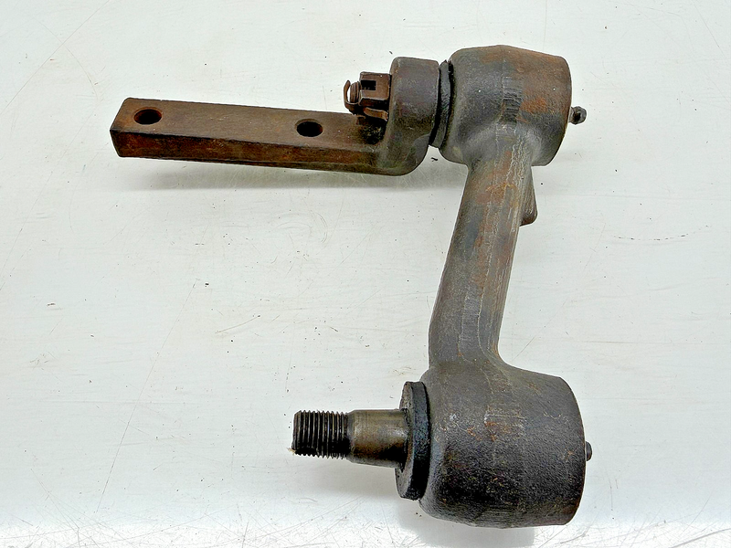 NOS 1967 1968 1969 1970 Ford Mustang Mercury Cougar Steering Idler Arm C18-73