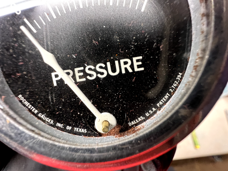 PRESSURE GAUGE, 0-100 PSI, ROCHESTER GAUGES INC, DALLAS TEXAS B38-21