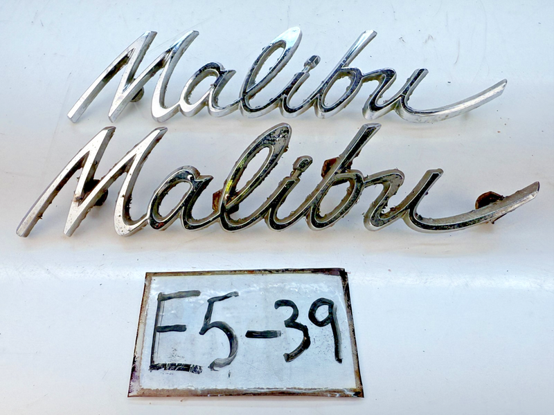 OEM 1964 - 1967 Chevrolet Malibu PAIR Emblem Badge GM 7660543 1965 1966 E5-39