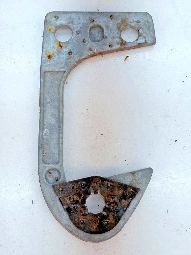 OEM 1956 - 1964 Corvette Chevelle Nova Wagon End Gate Striker Plate B83-87