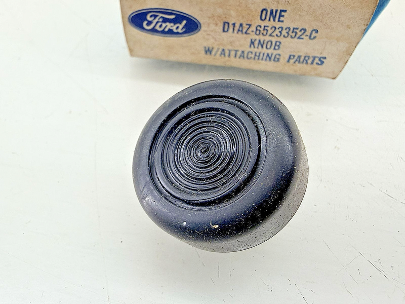 NOS 1968 - 1972 Ford Mustang Mach 1 Torino WINDOW CRANK KNOB D1AZ6523352C C77-69