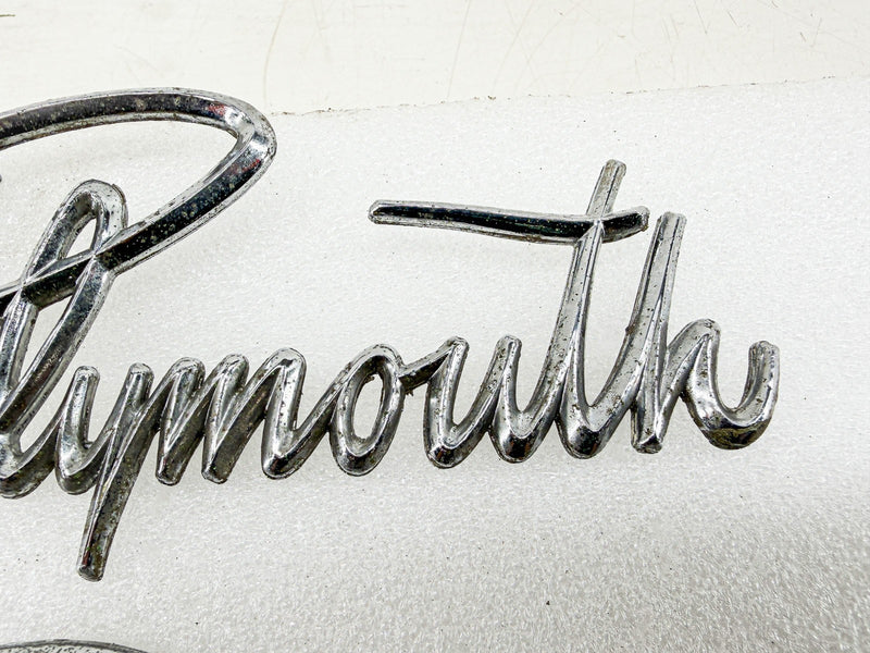 Vintage 1959 1960 PLYMOUTH SCRIPT EMBLEM PAIR MOPAR 1902613 E10-78