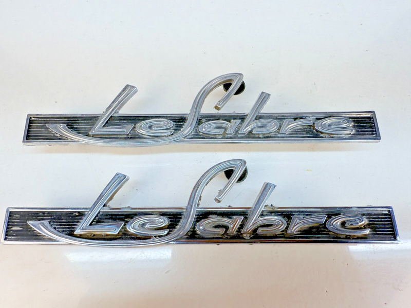 OEM Buick 1963 LeSabre PAIR Quarter Panel Emblems Ornament Script Pair B32-238