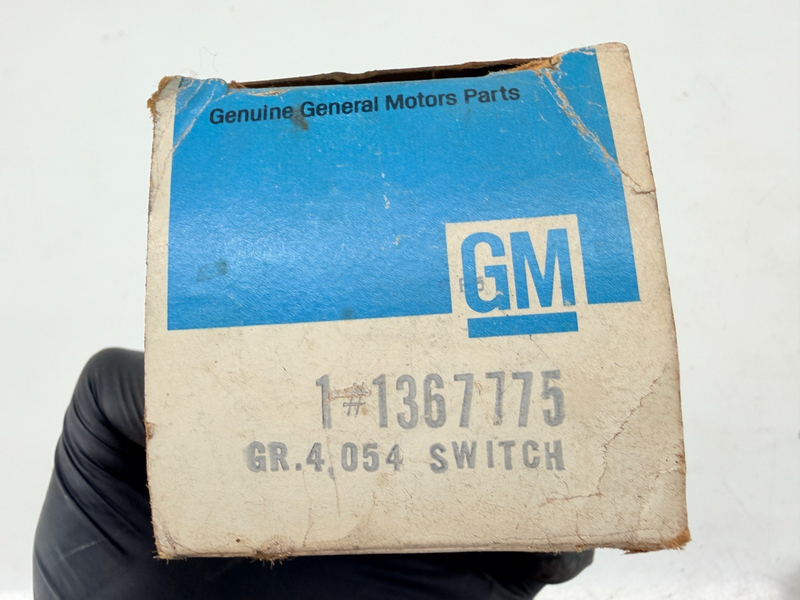 NOS 1964 1965 1966 Buick Neutral Safety & Back Up Light Switch GM 1367775 C71-57