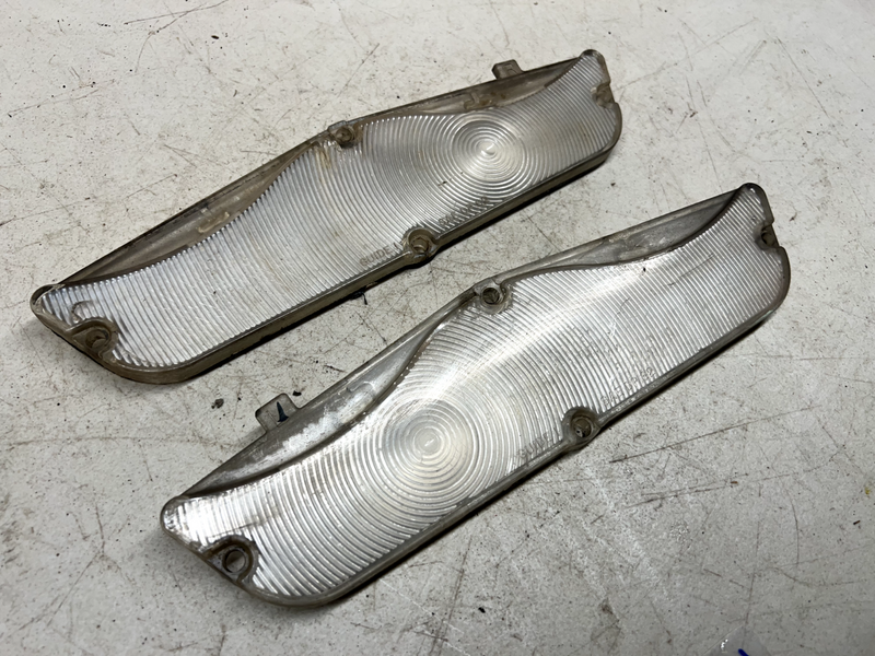 OEM 1962 62 Chevrolet Impala Parking Light Lamp Lens Pair Clear B21