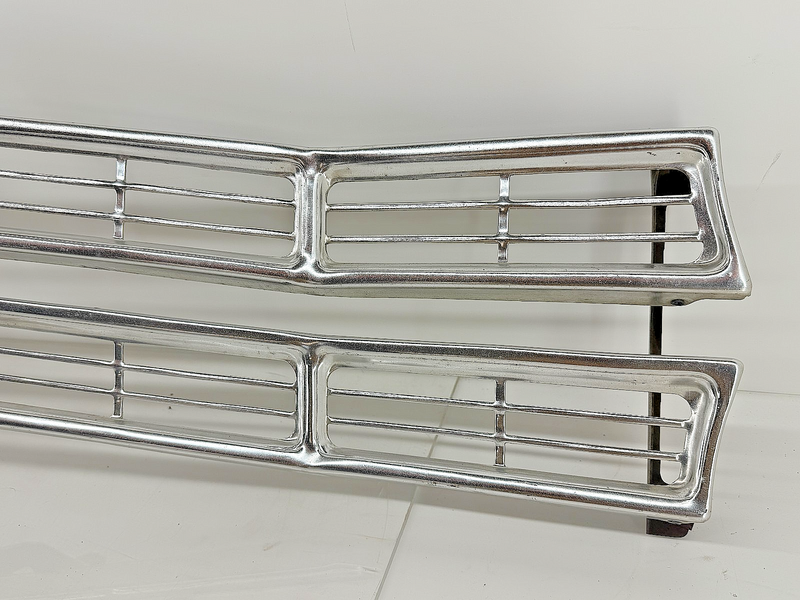 Original 1967 FORD GALAXIE 500 XL LTD GRILLE C7AZ-8200-A 67 U5B-116