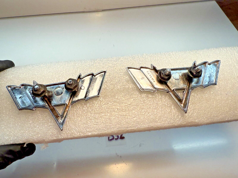 OEM GM Pair 1964 1965 1966 1967 Chevy V Flag Front Fender Emblem 3840318 B32-50