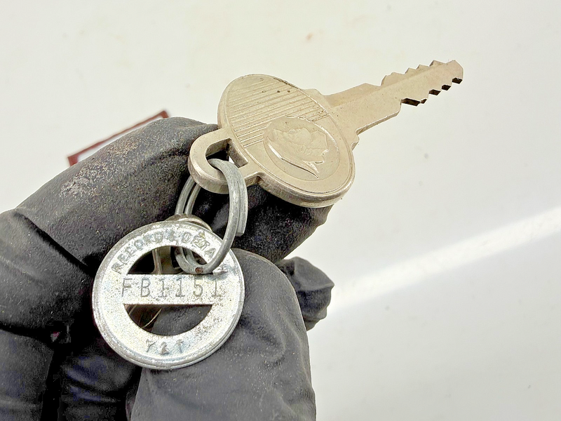 NOS 1964 - 1977 FORD LINCOLN MERCURY Trunk Lock Cylinder & Keys C57-23