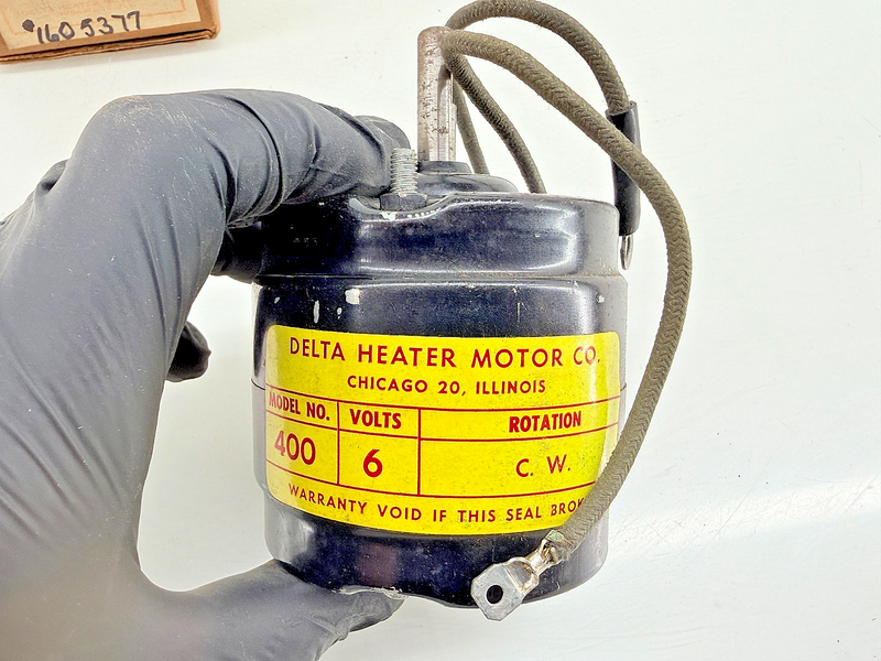 (1) NOS DELTA HEATER MOTOR 400 - ROTATION C.W - 5/16" SHAFT DIAMETER 6V C74-6