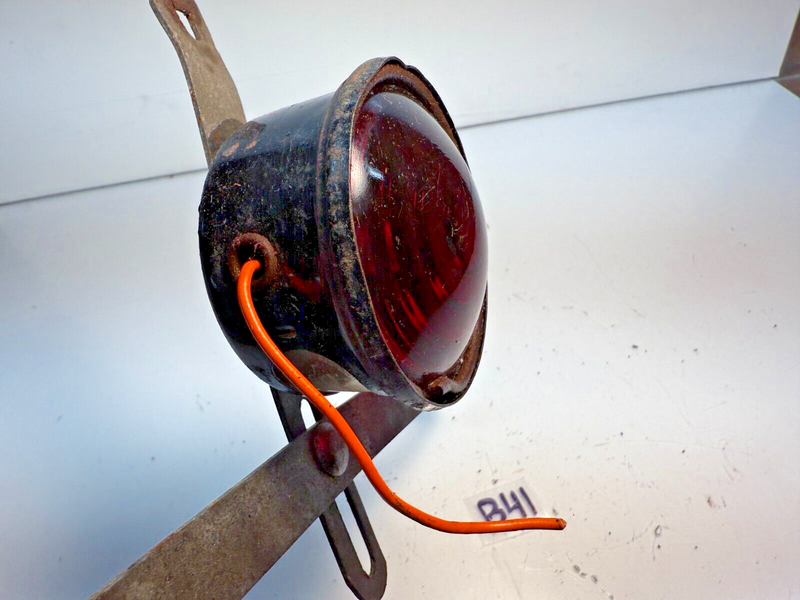 Vintage DUO TAIL Lamp Red Glass License Plate LIGHT HOT RAT ROD B41