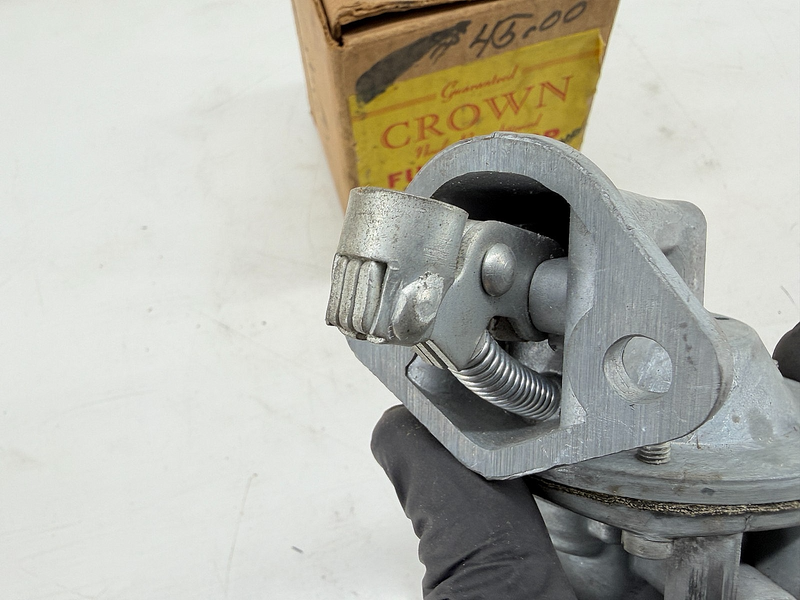 NOS Crown 1937 - 1945 Ford Mercury V8 Fuel Pump Type 541 C75-64