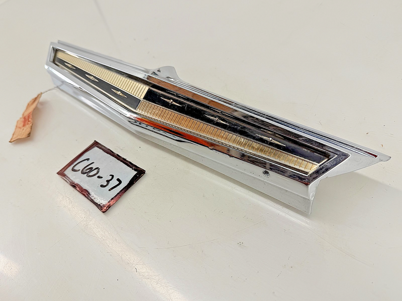 OEM 1961 MERCURY Monterey Meteor Comet HOOD ORNAMENT EMBLEM C1MB-16607-C C60-37
