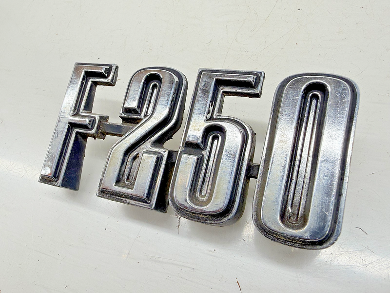 OEM 1970 Ford F-250 Front Fender Emblem KBC-40083 D4TB-16702-BA E9-3