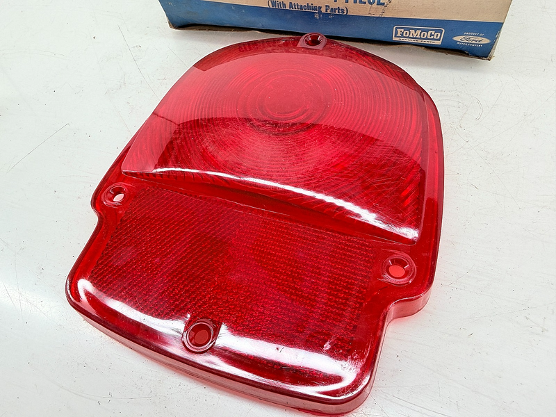 NOS 1961 - 1966 FORD F100 F250 F350 TRUCKS TAILLIGHT LENS C1TZ-13450-C C73-5