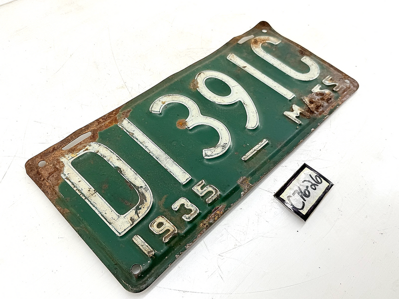 Orig. Paint 1935 DEALER D1391C Massachusetts License Plate Sign MA D1391C C76-26