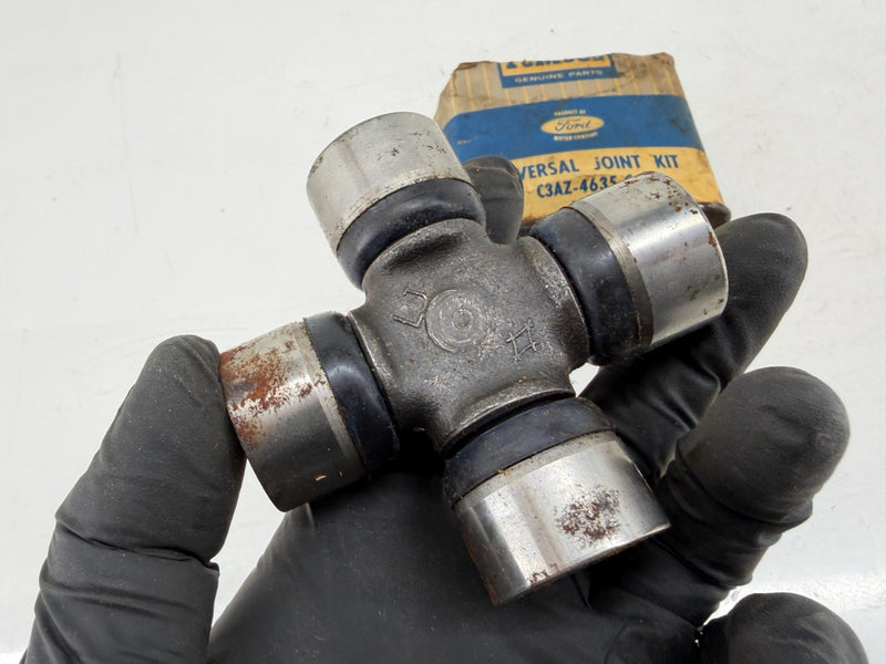 NOS 1963 - 1965 FORD MUSTANG FAIRLANE UNIVERSAL JOINT KIT HIPO C3AZ-4635C C62-24
