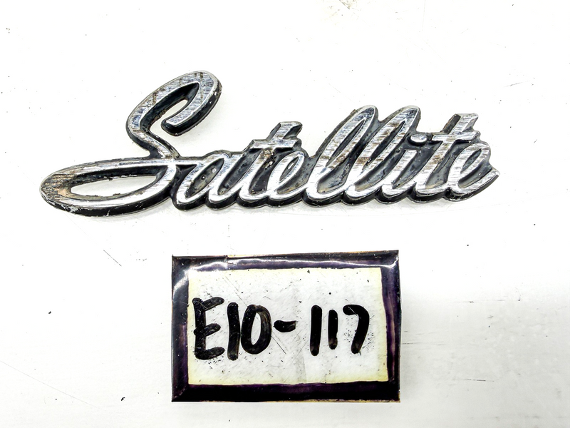 OEM 1971 - 1974 PLYMOUTH SATELLITE FENDER EMBLEM MOPAR 3505020 E10-117