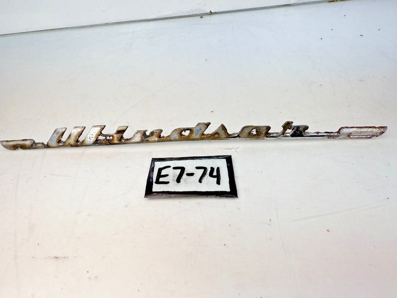 OEM 1949 1950 1951 Chrysler Windsor Script Fender Emblem 1301493 E7-74