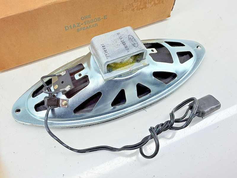 NOS 1971 Ford Galaxie Speaker D1AZ-18808-E C50-11
