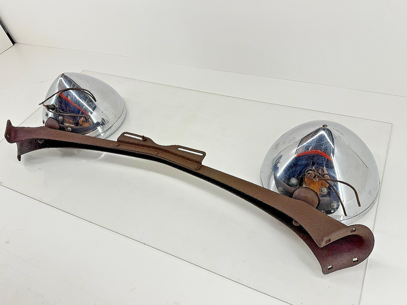 RARE OEM 1930's CM HALL HEADLAMPS & MOUNT BAR HEAD LIGHTS HOT RAT ROD U5B-118