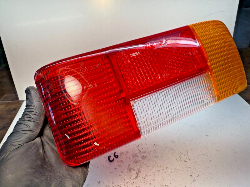 NOS OEM Mercedes Tail Light Lens RIGHT W114 W115 1968-1973 1158261456 C6-11