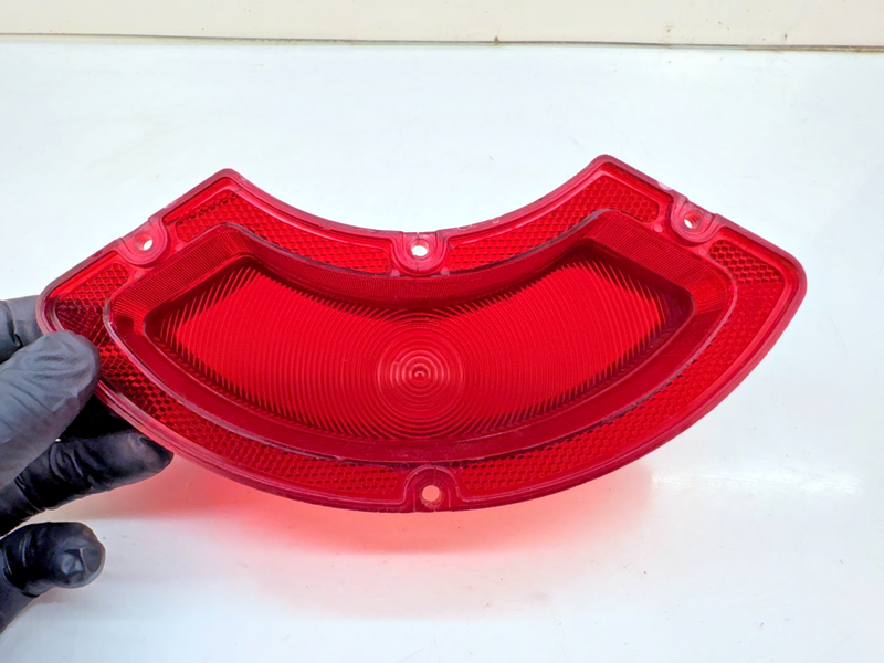 OEM 1962 Pontiac Catalina Tail Light Lens GUIDE 2 SAE STDB 62 5953093 B78-4