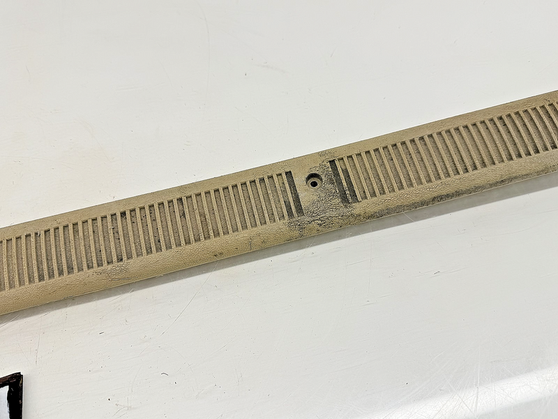 OEM 1987 - 1993 Ford Mustang Scuff Plate E9ZB-6113208-AAW B57-42
