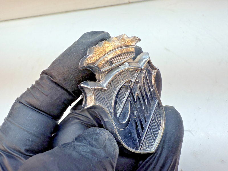 OEM 1975 1976 1977 1978 FORD MUSTANG ll GHIA ROOF EMBLEM BADGE E6-113