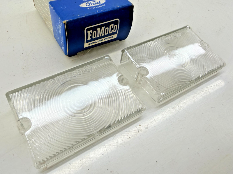 NOS 1960 FORD FALCON RANCHERO PAIR PARKING LIGHT LENSES C0DF-13208-A C57-77