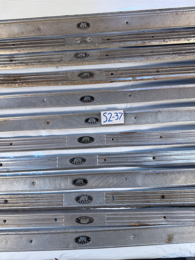 1959 - 1960 CHEVY IMPALA BELAIR Sill Scuff Plate Trim LOT 59 60 S2-35