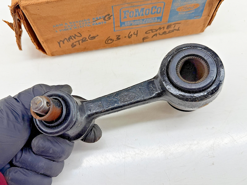 NOS 1963 1964 FORD FALCON COMET V8 POWER STEERING IDLER ARM C3DZ-3352-G C18-63