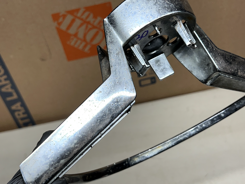 OEM 1965 1966 Chevy Impala Caprice Steering Wheel Horn Ring 3882985 65 66 B37-30