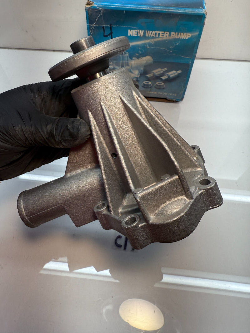 NOS Volvo 760 340 360 240 Sedan Wagon Water Pump 2.0-2.3L 1974-1989 275619 C14-4