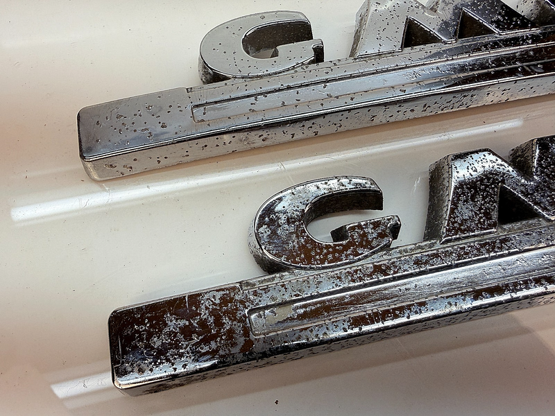 OEM 1947-1953 GMC Truck PAIR Hood Side Emblems Chrome 2223966 E8-29