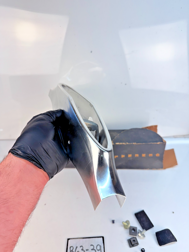 NOS GM 1960 Chevy Impala Coupe Convertible Center Grille Emblem Holder 60 B63-39