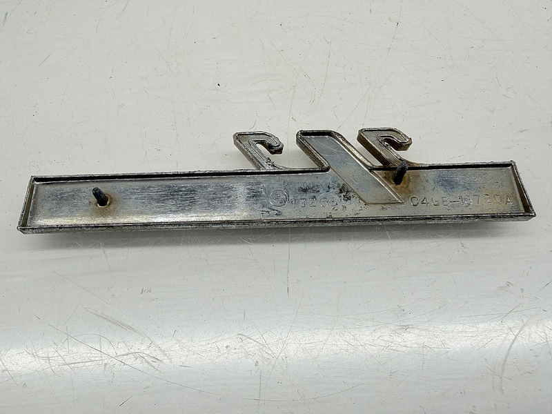 OEM 1964 Mercury 202 Comet Fender Emblem C4GB-16720-A E9-30