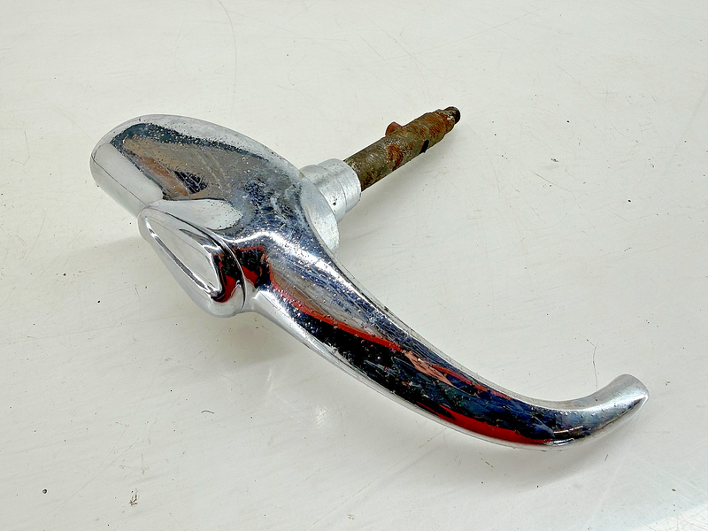 Vintage 1942 - 1946 1947 Chevrolet Aero Rear Trunk Handle Pontiac Chevy C34-49
