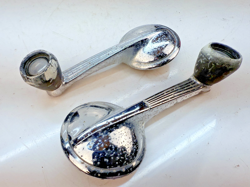 1949 - 1962 Chevy Corvette Bel Air Impala PAIR Door Window Crank Handle B79-39