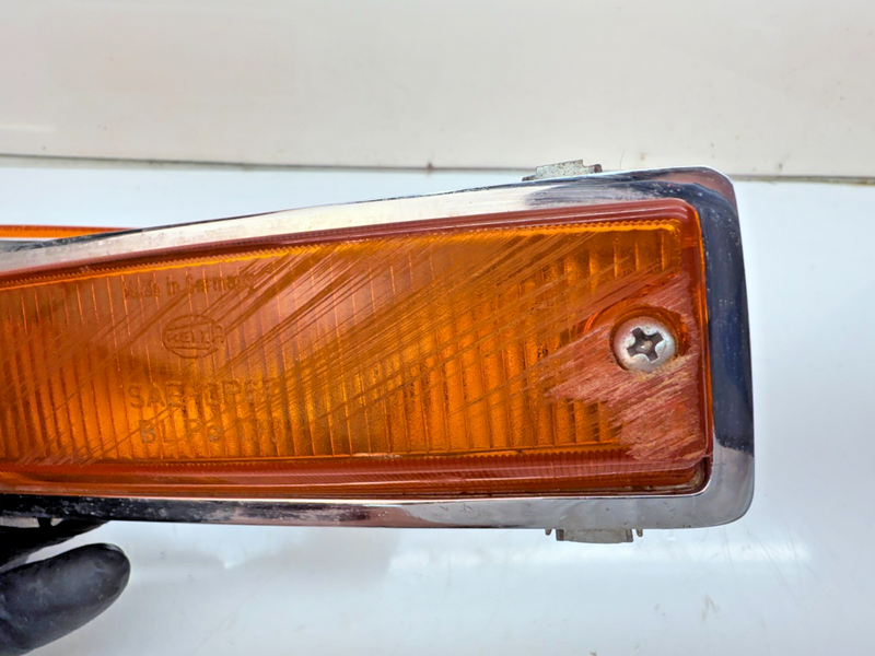 OEM HELLA Amber PAIR Front Parking Turn Signal Light SAE-DP67 BLPo-133 B78-3
