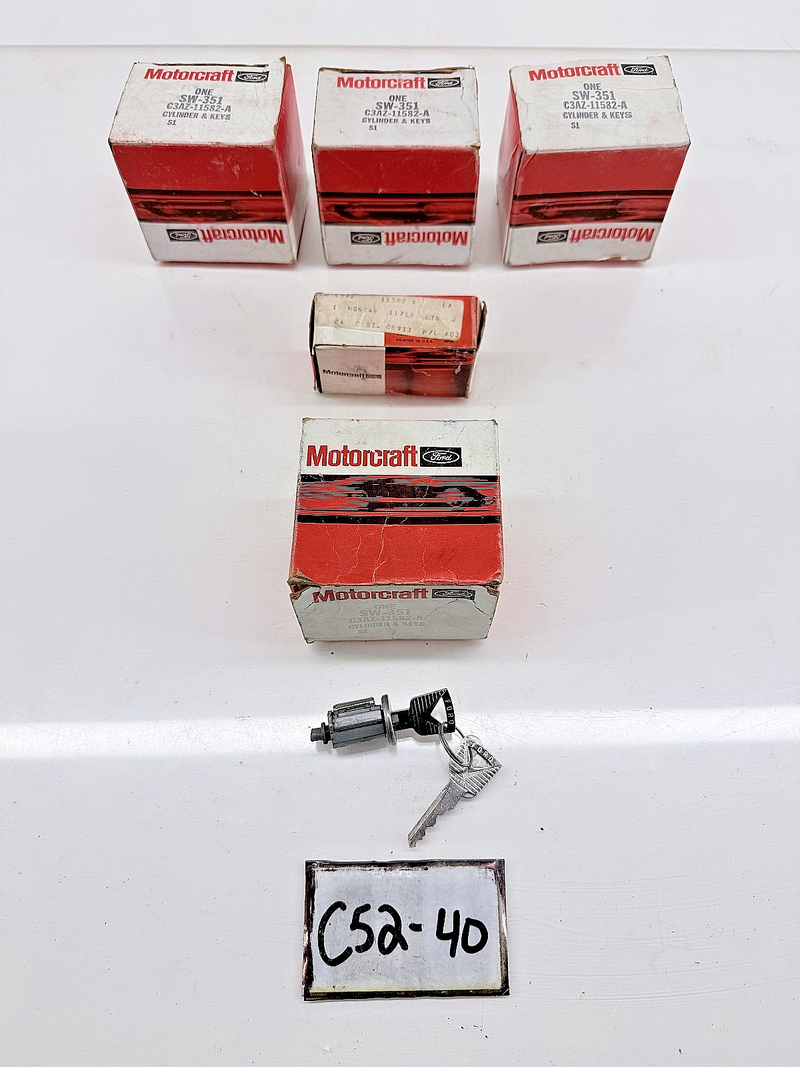 (1) NOS 1960-72 Ford Bronco Galaxie Falcon Ignition Cylinder & Keys C3AZ-11582-A