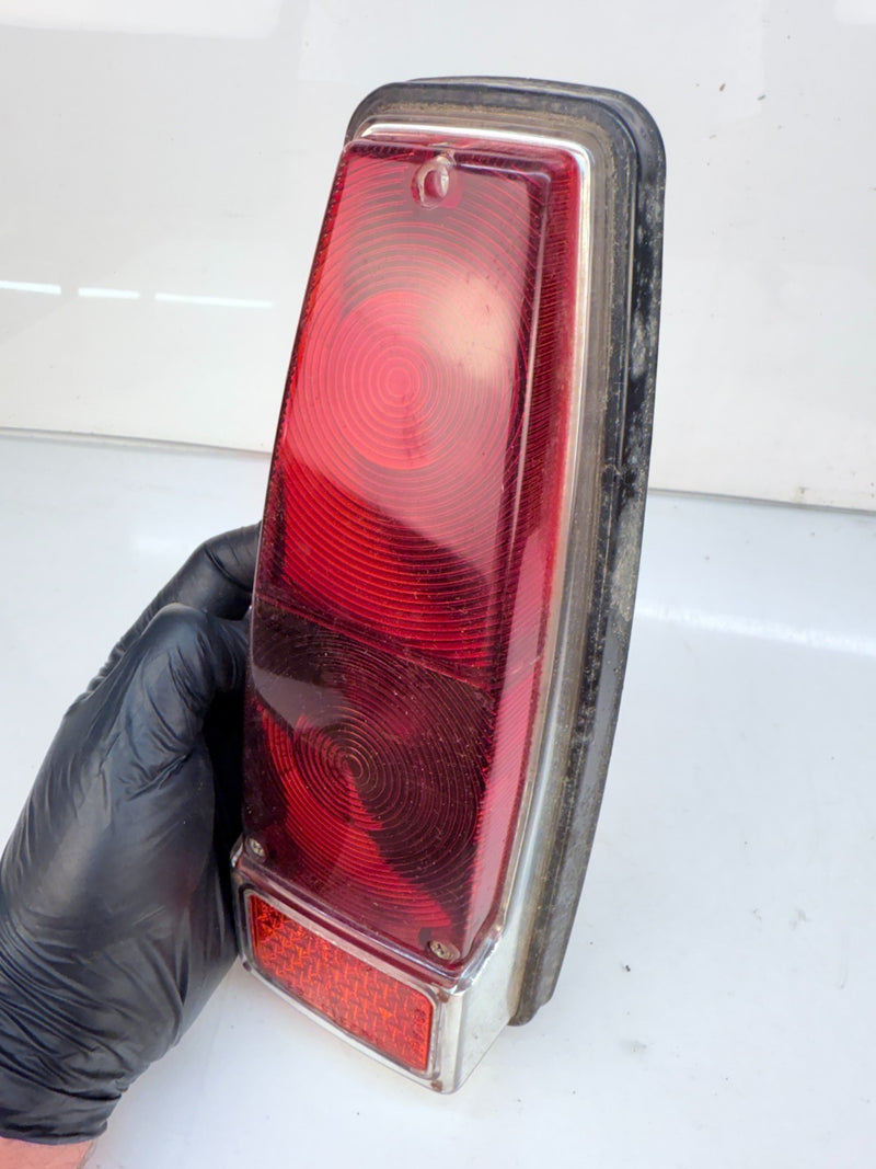 Vintage OEM Peugeot Genuine Rear Lens Tail Light BS 2515-G2 B75-39