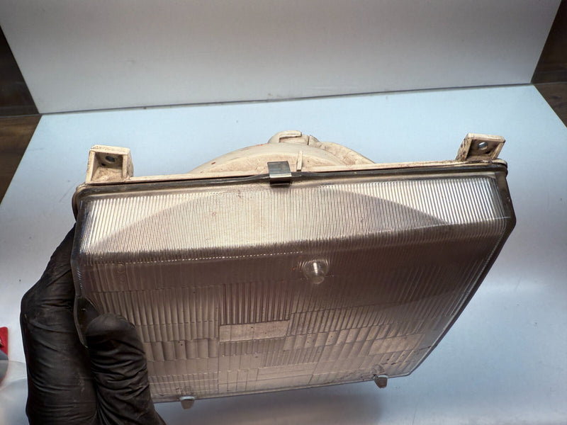 OEM Headlight Left Fits MERCEDES A124 C124 S124 W124 0038262290 1984-1998 C5-47