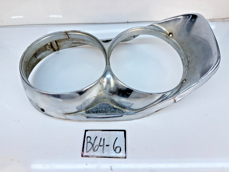 OEM 1965 1966 Pontiac Grand Prix Right RH Headlight Bezel 543978 B64-6