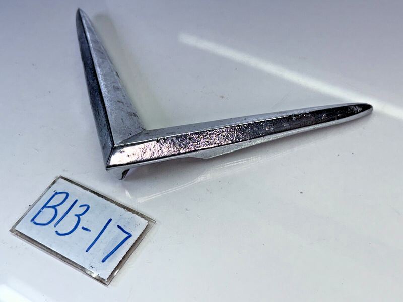 1948 - 1951 Cadillac Chrome Trunk Emblem "V" KAY 48 49 50 51 CADDY B13-17