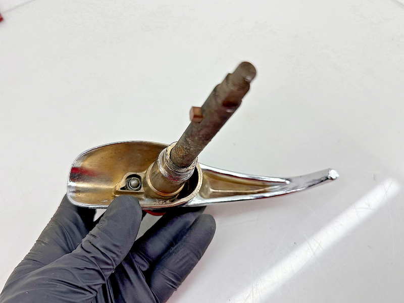 Vintage 1942 - 1946 1947 Chevrolet Aero Rear Trunk Handle Pontiac Chevy C34-46