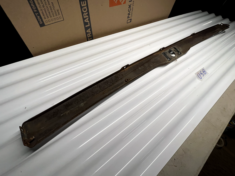 1960 Impala Belair Biscayne El Camino GRILL Mount LATCH Radiator Support U5B-4