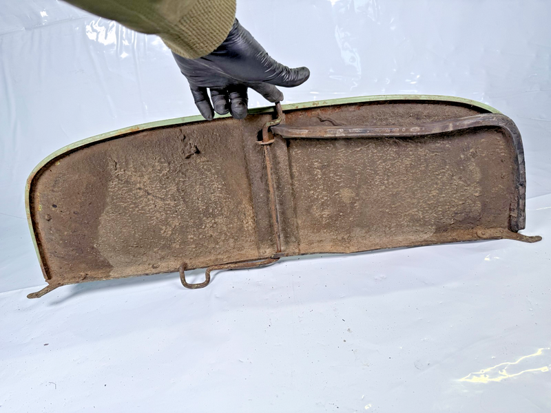 Vintage 1960s - 1970s Car Truck Fender Skirt Unknown Model S3-17