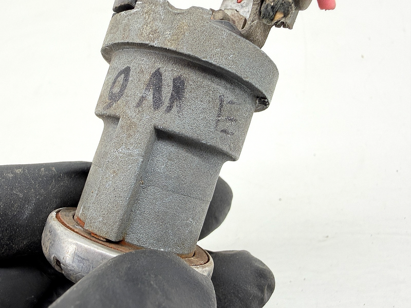 OEM 1948 1949 1950 1951 1952 GM CHEVY BUICK  IGNITION SWITCH DELCO REMY C67-66